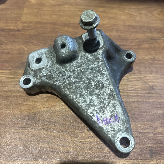 VW Golf 2011 1.6 Diesel Automatic Gearbox Mount Bracket 1K0199117BQ - Spares 4 Repairs
